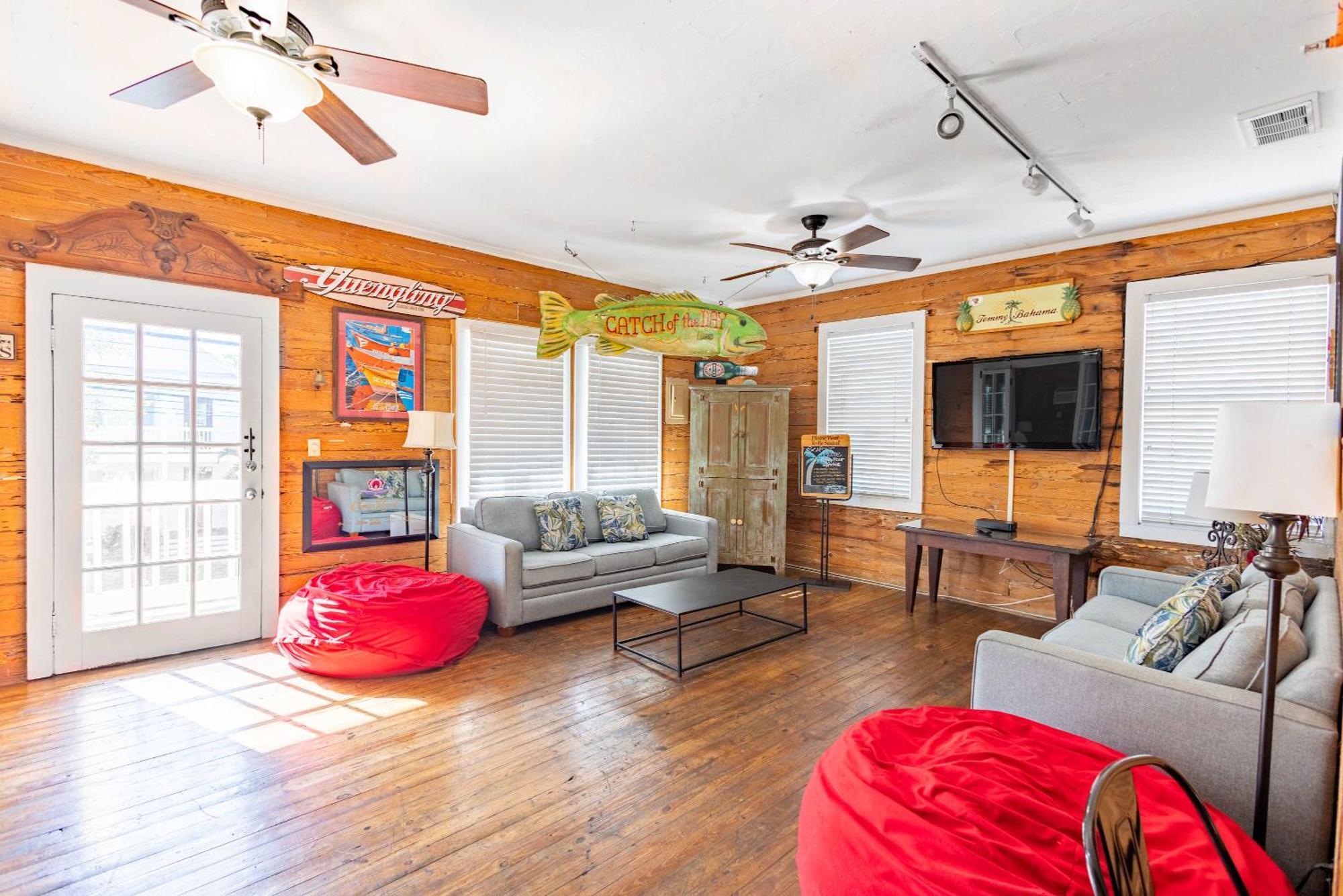 Seaport Apartment